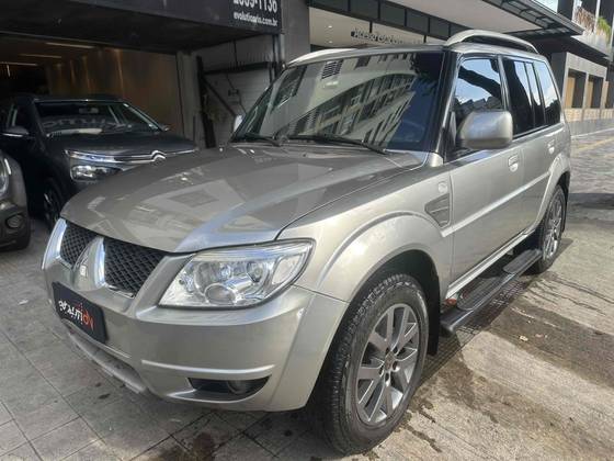 MITSUBISHI PAJERO TR4 2.0 4X2 16V 140CV FLEX 4P AUTOMÁTICO